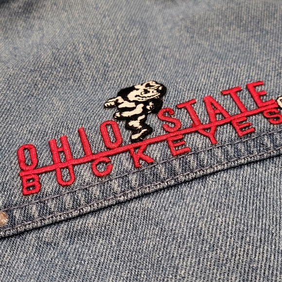 🌿🏈 OSU Ohio State Buckeyes 🔥 Womens Denim Jean Jacket 🏟 Medium LasOLas 🫡 - Picture 6 of 10